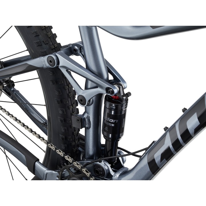 Giant Stance 29 2