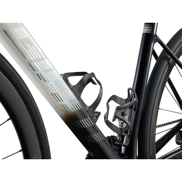 GIANT DEFY ADVANCED PRO 1 DI2 2024