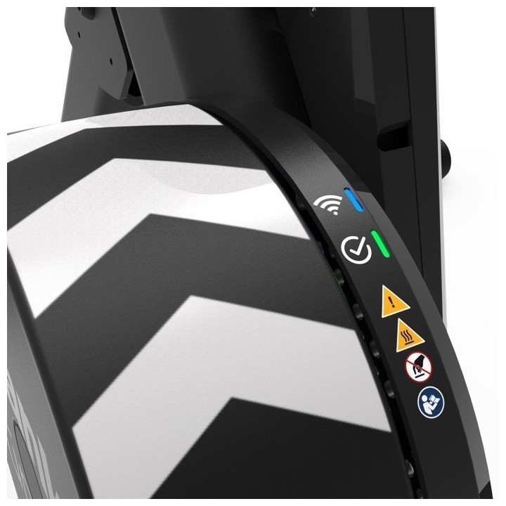 WAHOO KICKR CORE 2 s kasetom od 11 brzina